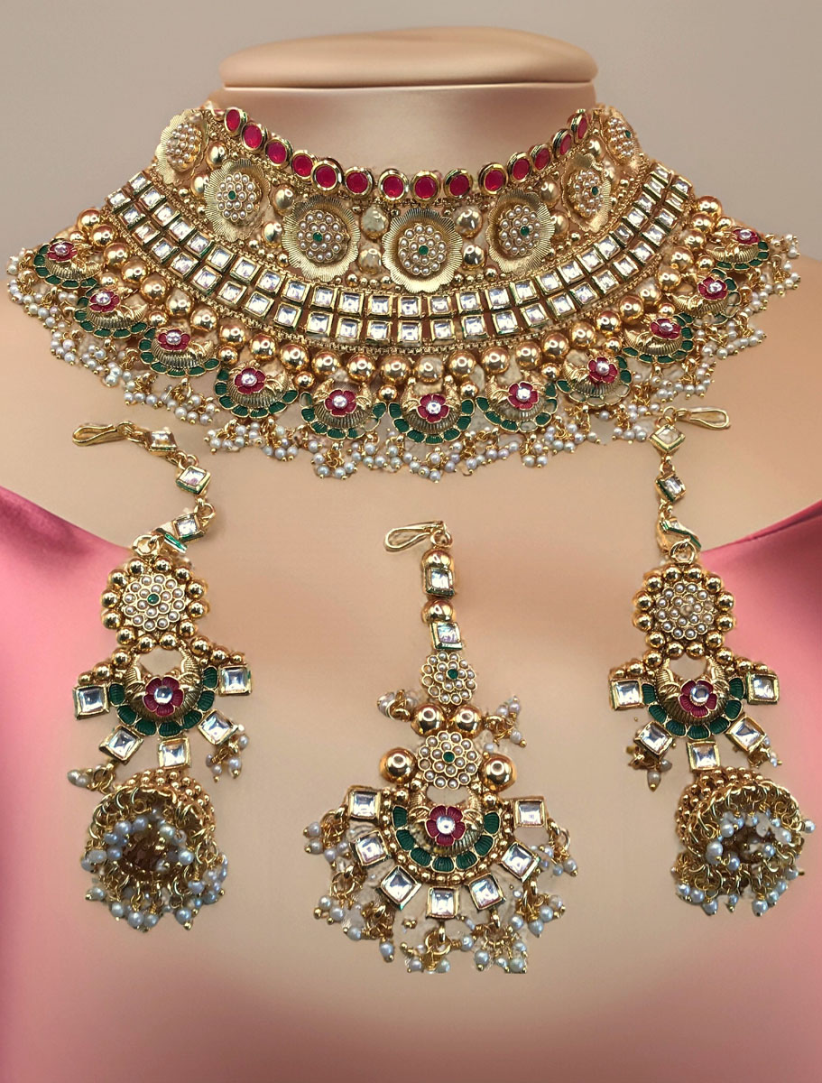 Real Kundan Semi Bridal Necklace Set with Maangtika