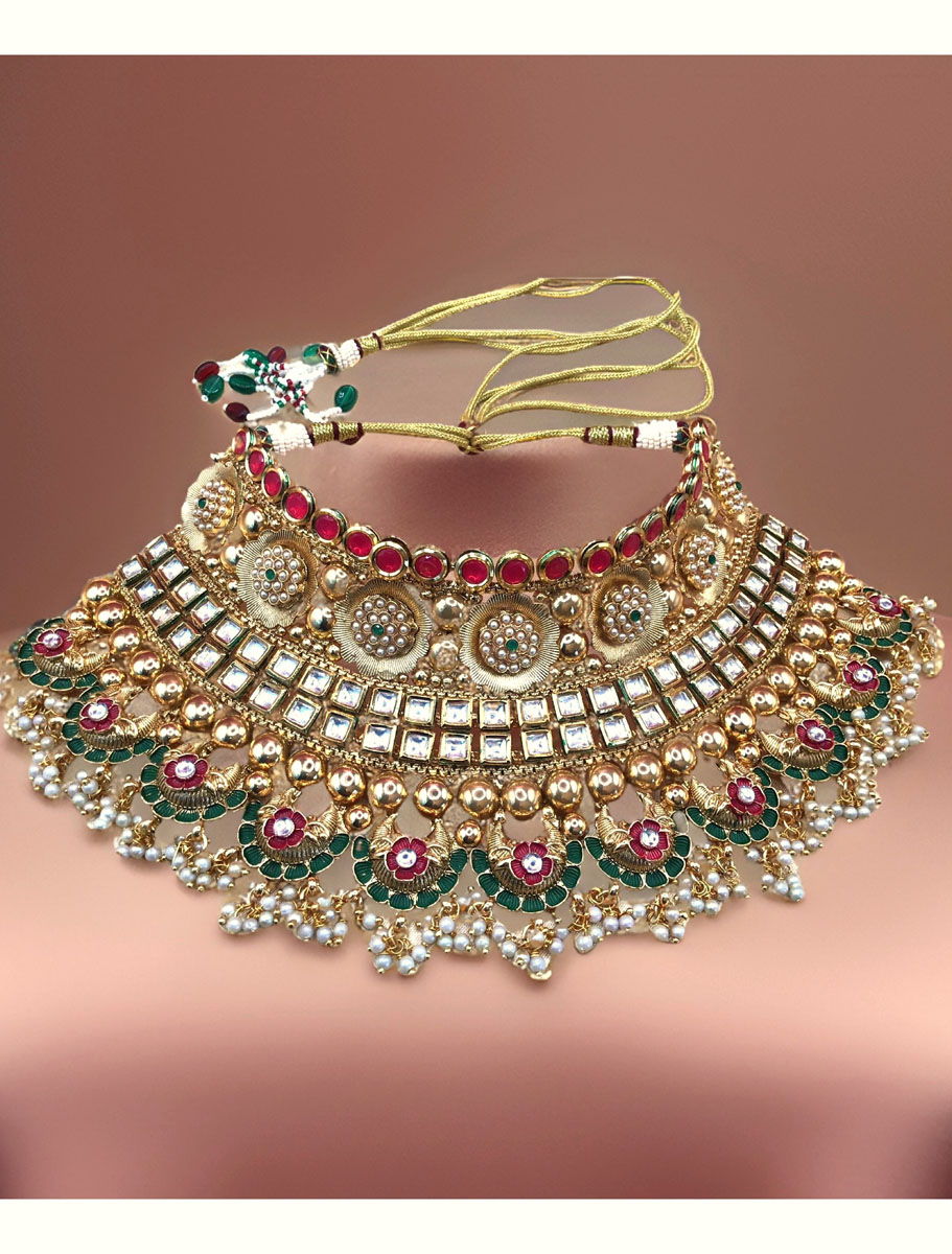 Real Kundan Semi Bridal Necklace Set with Maangtika