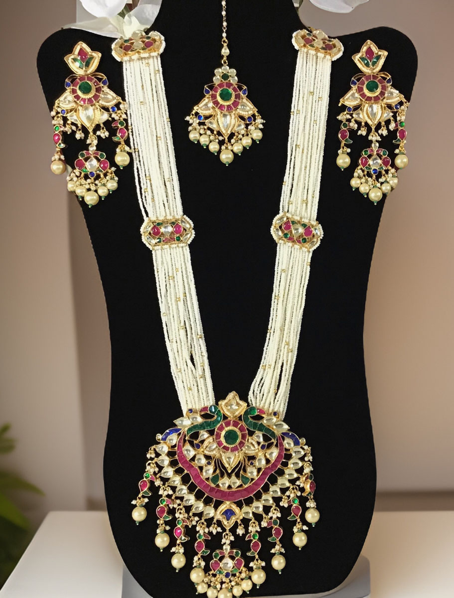 Pachi Kundan Long Rani Haar Pendant Set with Maangtikka