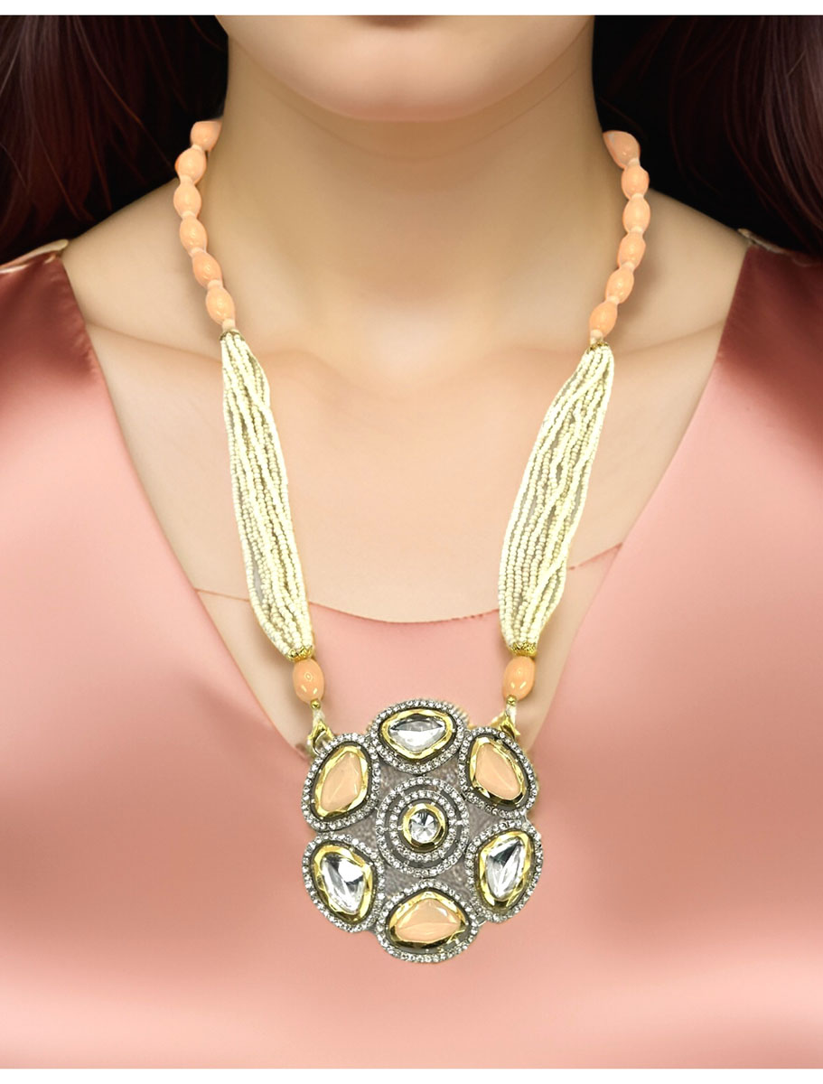 Pearl Kundan Necklace set with Pendant