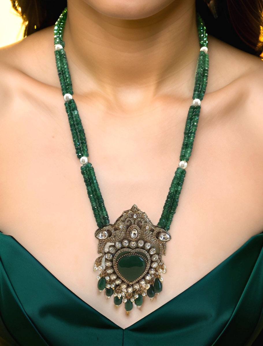 Emerald Victorian Pendant Necklace Set