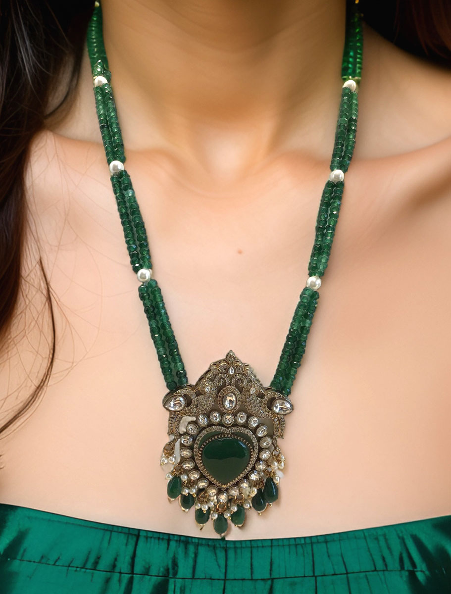 Emerald Victorian Pendant Necklace Set