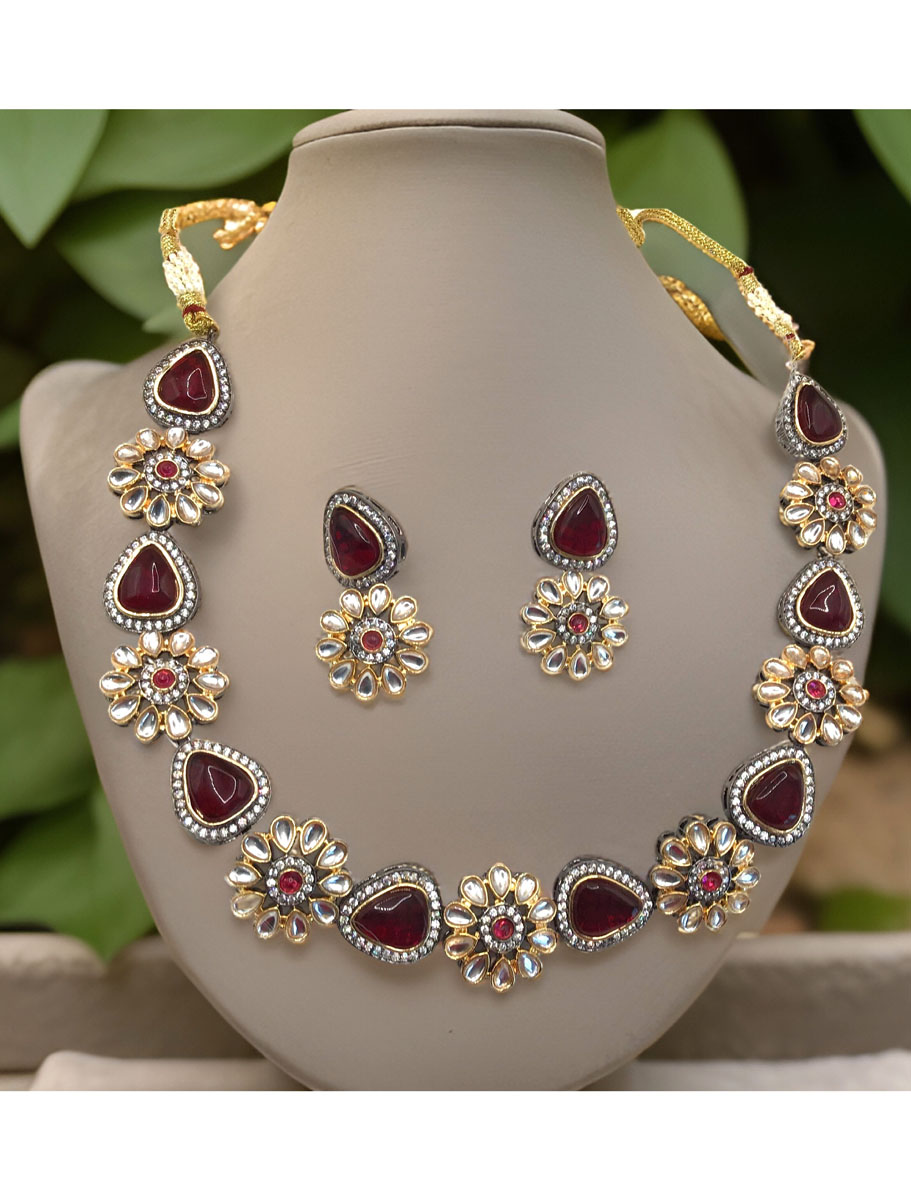 Kundan Monalisa Stone Necklace Set