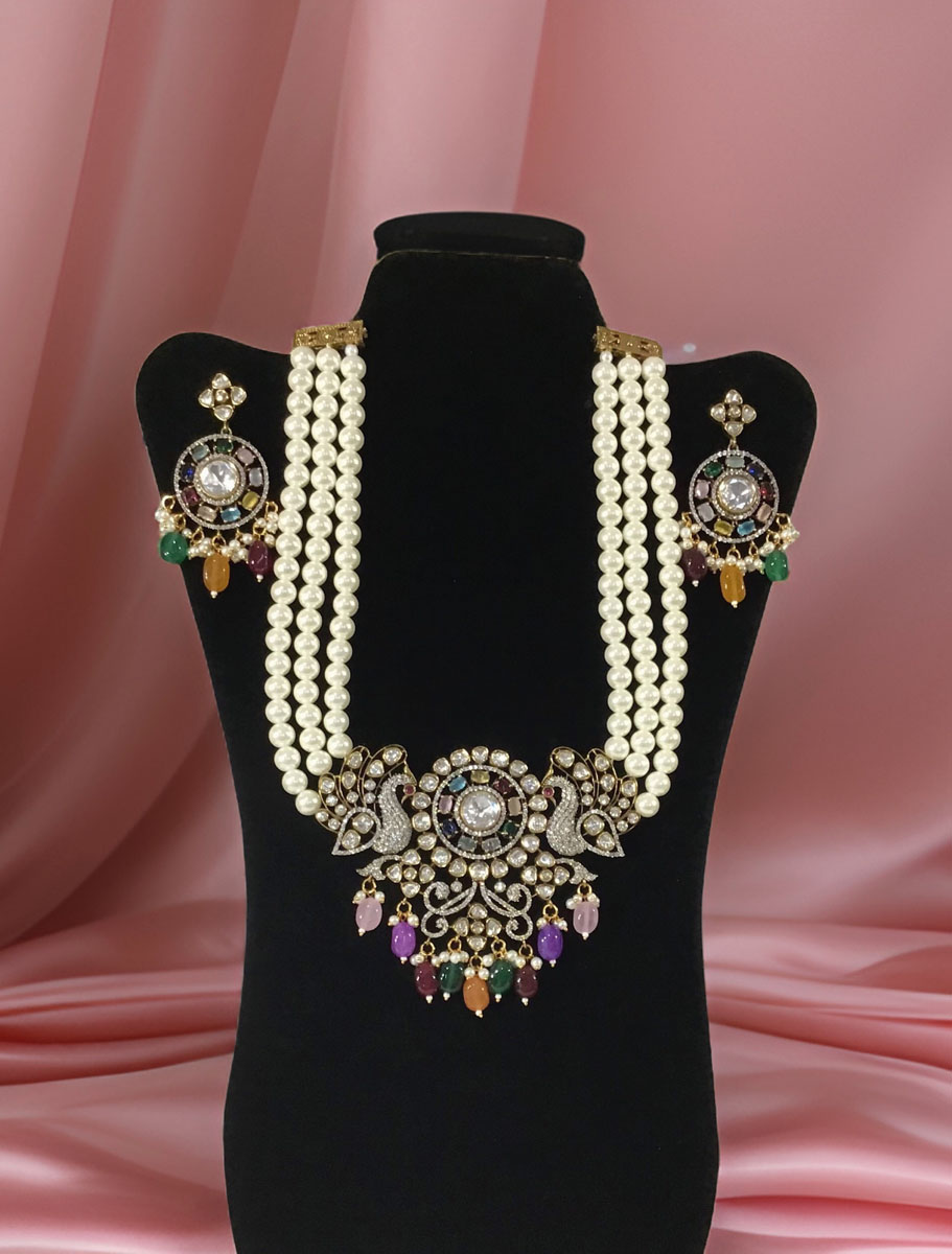 Victorian Navratan Mayur Pendant Pearl Choker Set