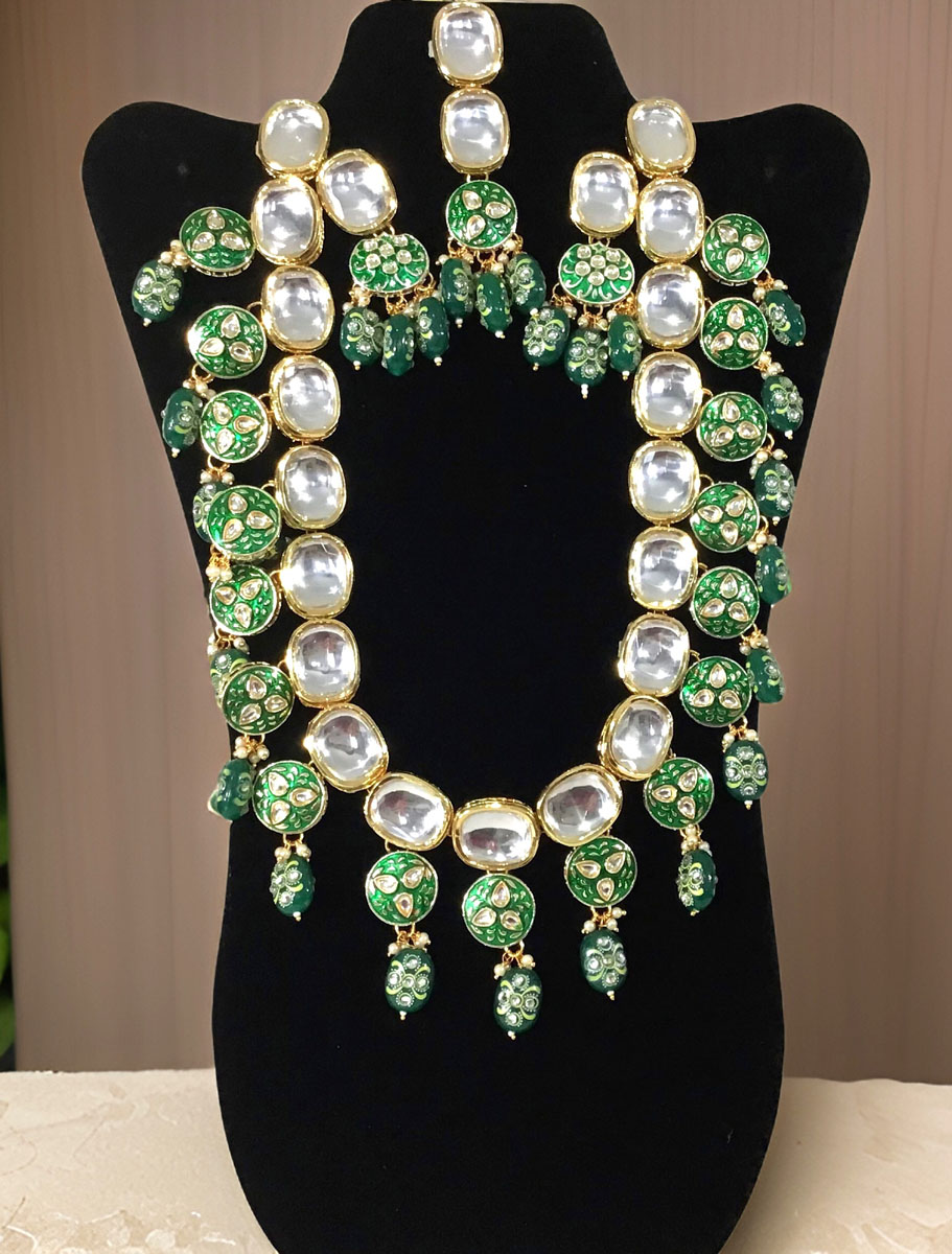 Kundan Set with handprinted beads