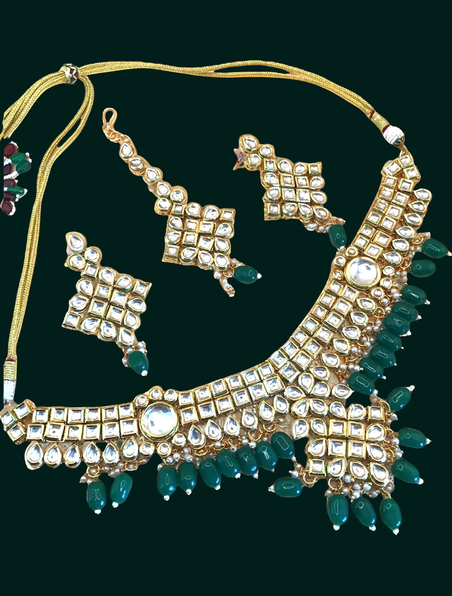 Premium Kundan choker set with green onyx beads