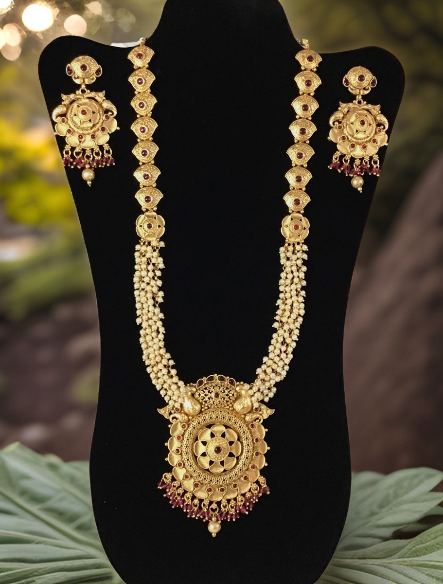 Antique Gold Matt Finish Traditional Rajwadi Long Rani Haar with earrings