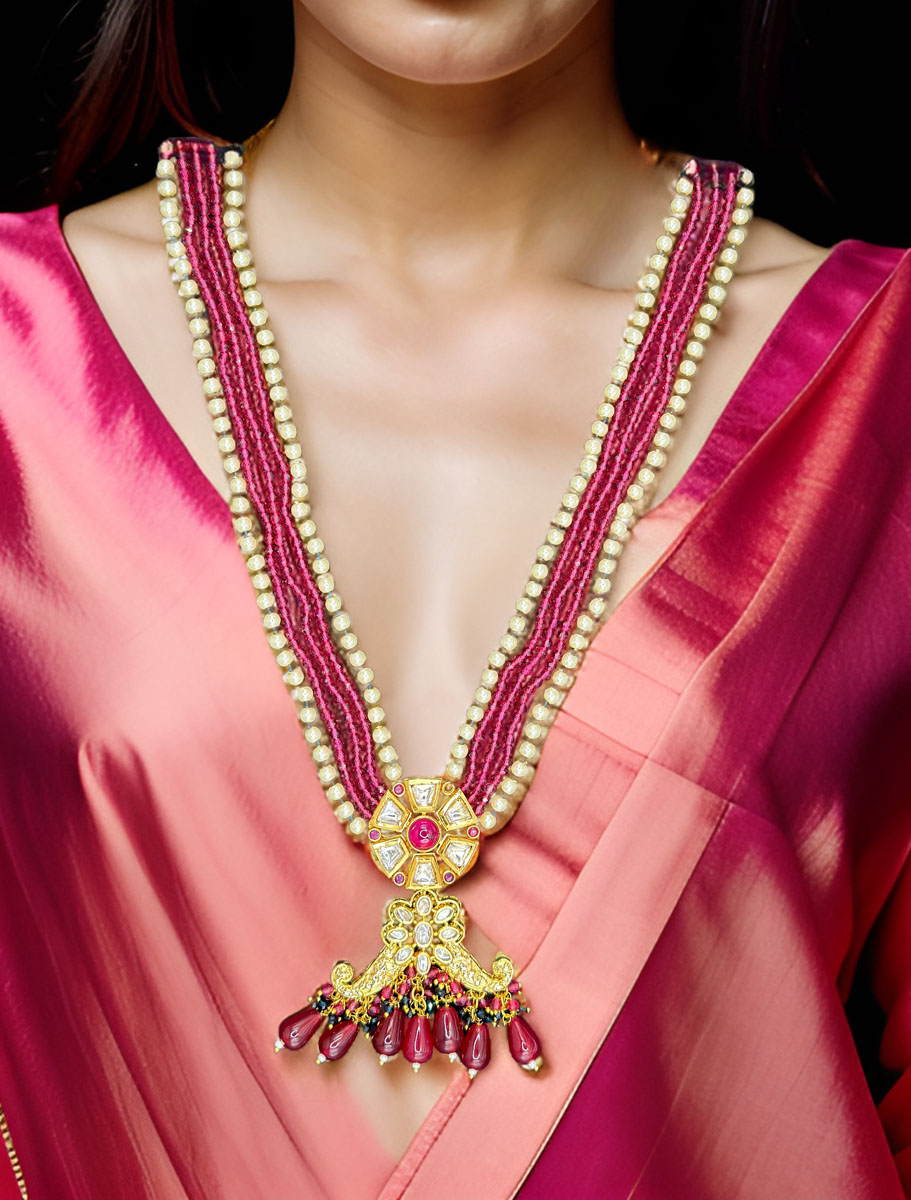 Stylish Pearl Kundan Necklace Set