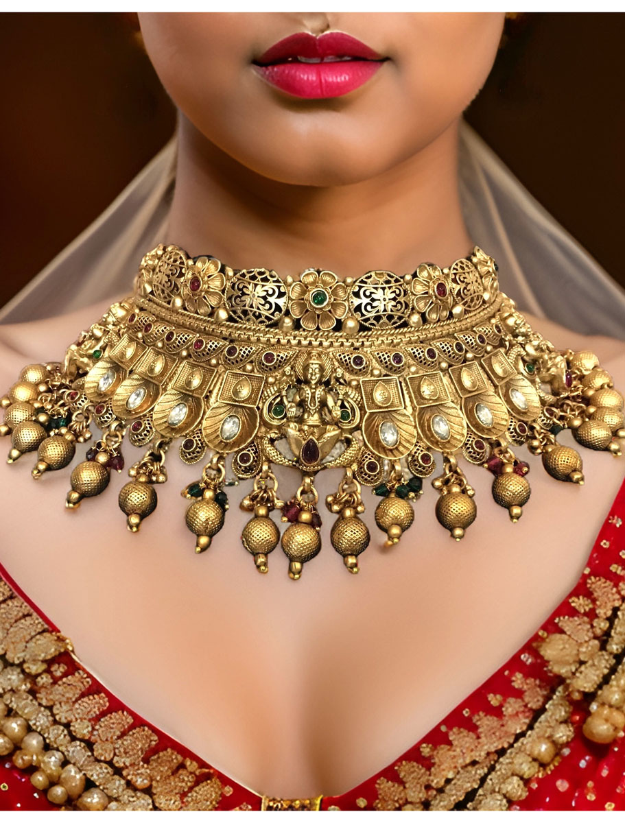 Varalaxmi Antique Choker Set