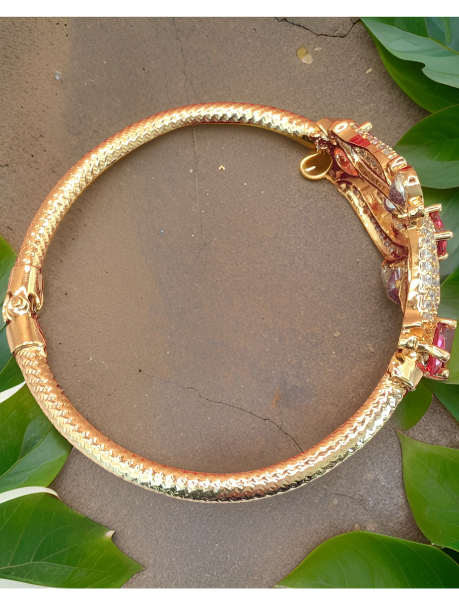 Kundan/CZ Bracelets in Gold Polish