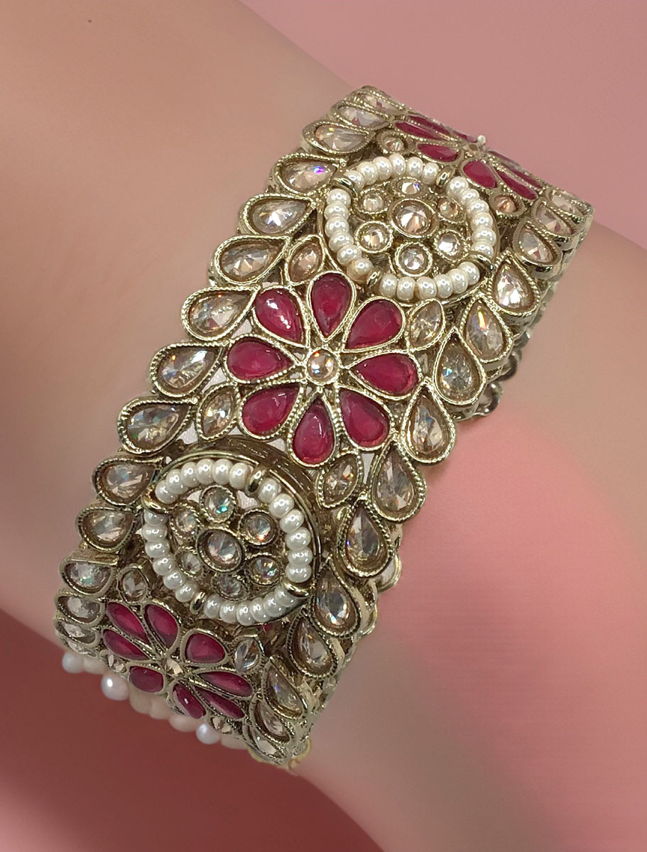 Designer Mehndi Polish Kundan Bracelet