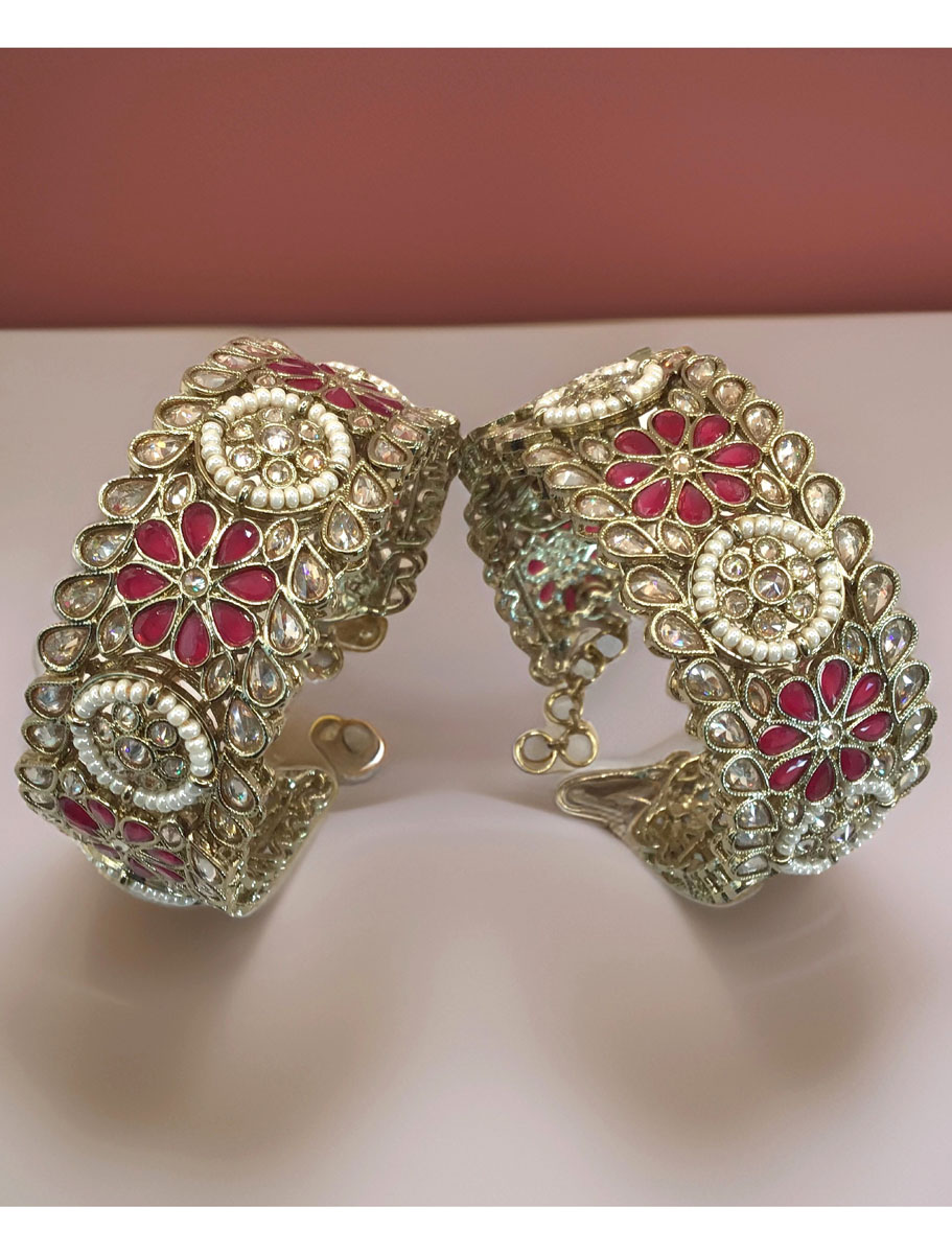 Designer Mehndi Polish Kundan Bracelet