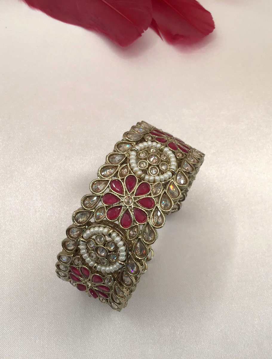 Designer Mehndi Polish Kundan Bracelet