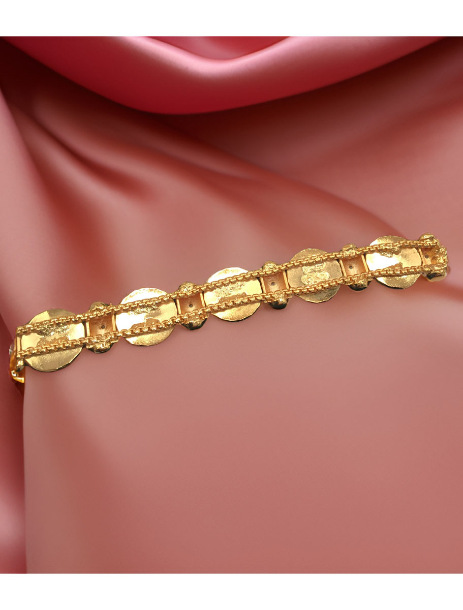 Fancy Kundan Loose Bracelets in Gold polish