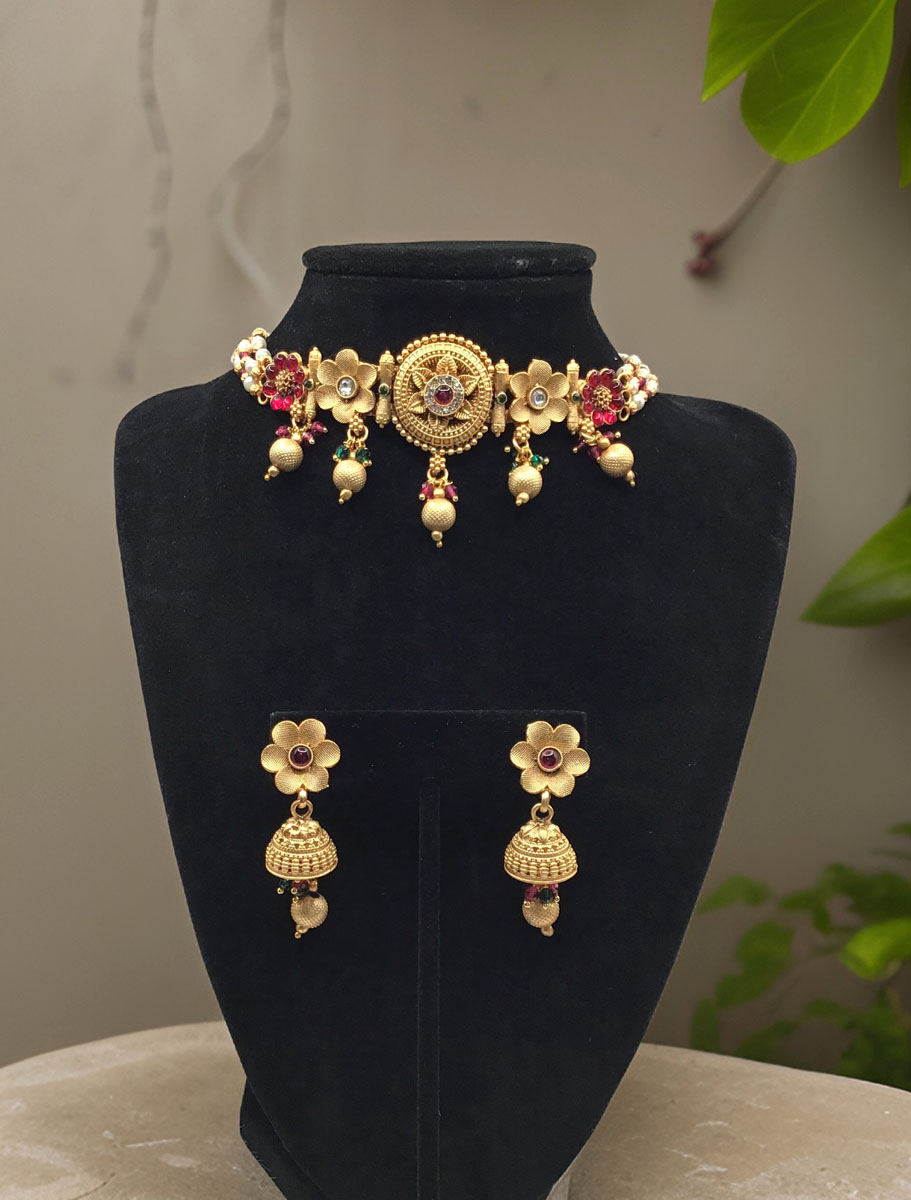 Rajwadi Choker Set