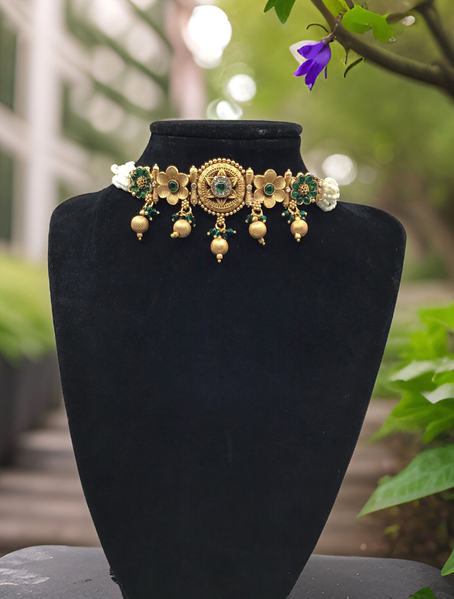 Rajwadi Choker Set