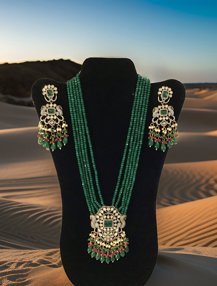 Emerald Victorian Long Necklace set