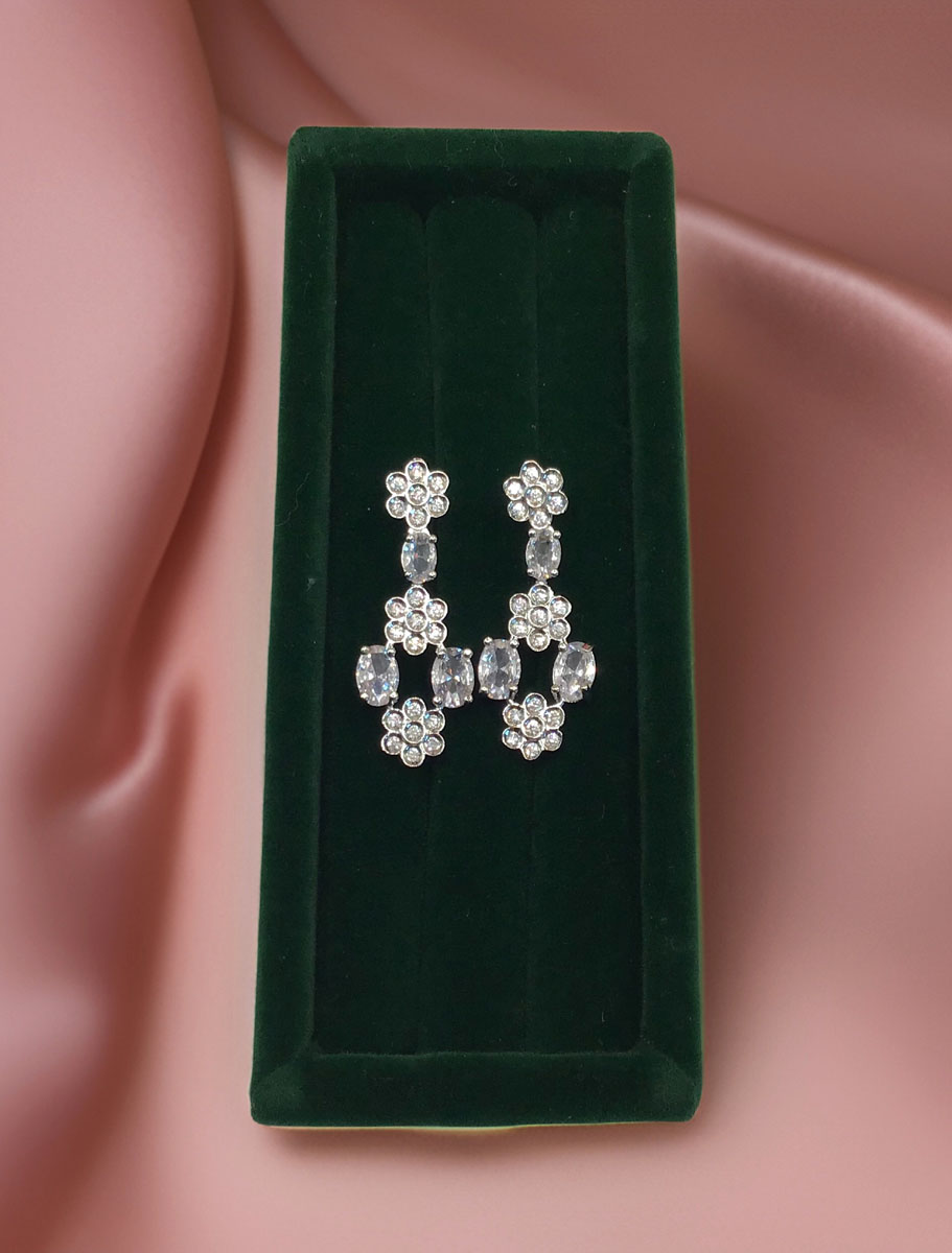 Gorgeous CZ sparkly lab diamond stones Earrings in Rhodium plating