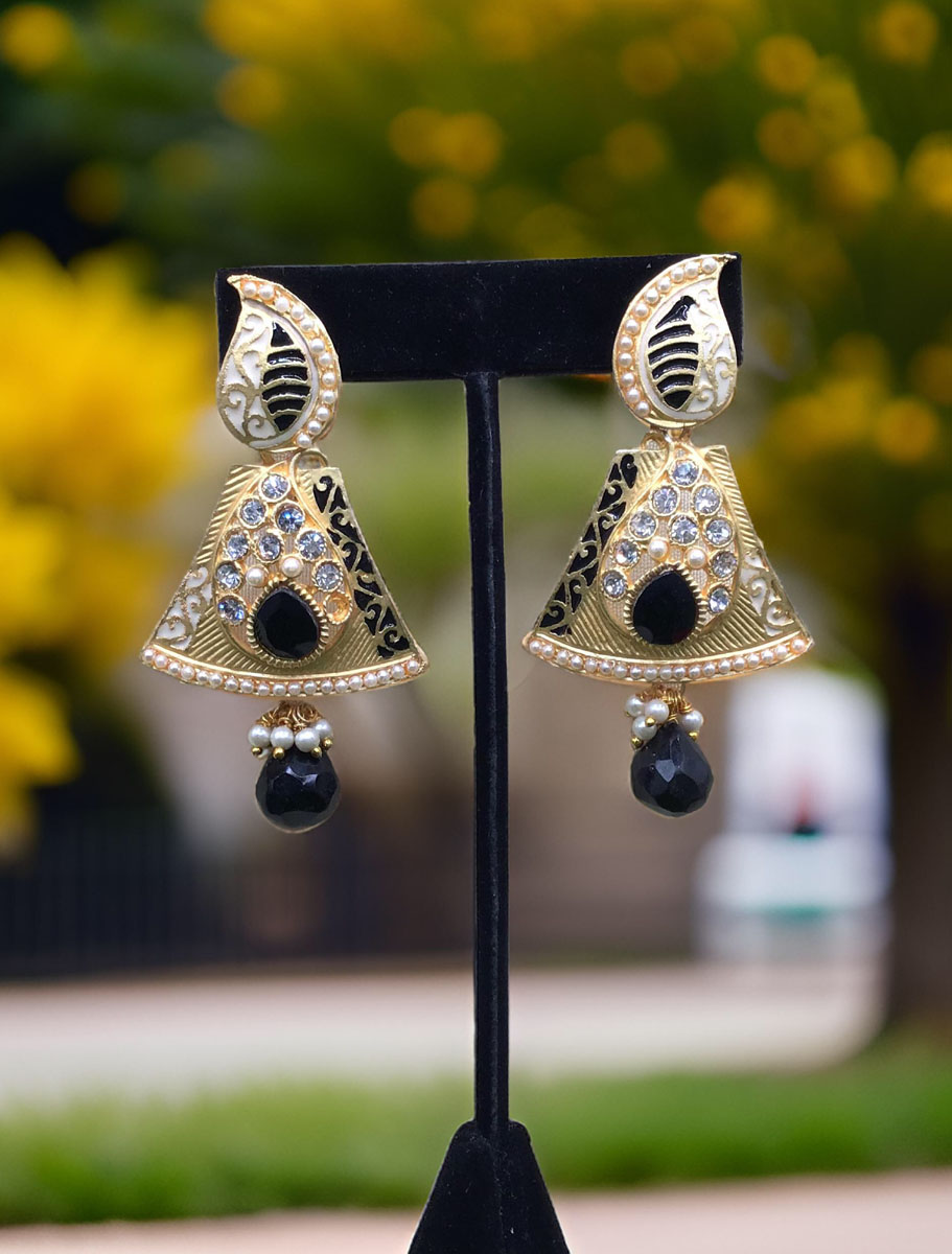 Stylish Black Meenakari Earrings