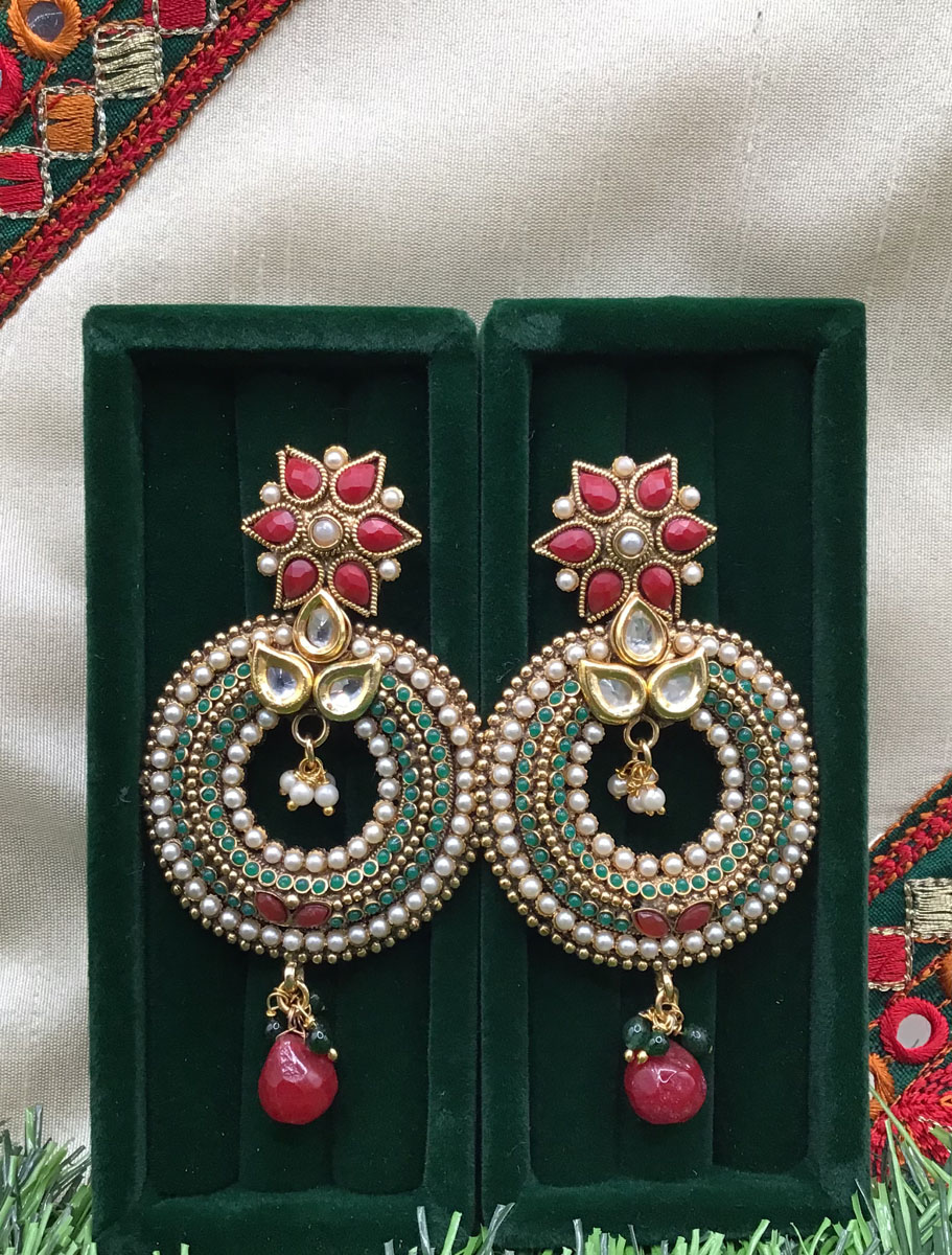 Antique Traditional Style Round Shaped Long Kundan Earrings