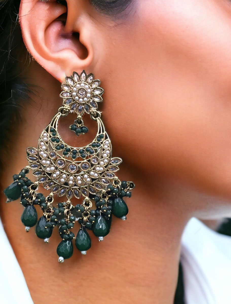 Beautiful Designer Mehendi Polish Earrings Set