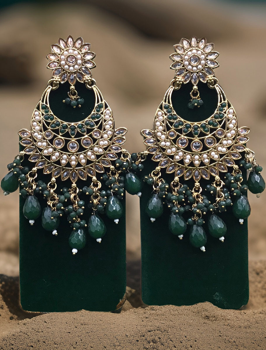 Beautiful Designer Mehendi Polish Earrings Set