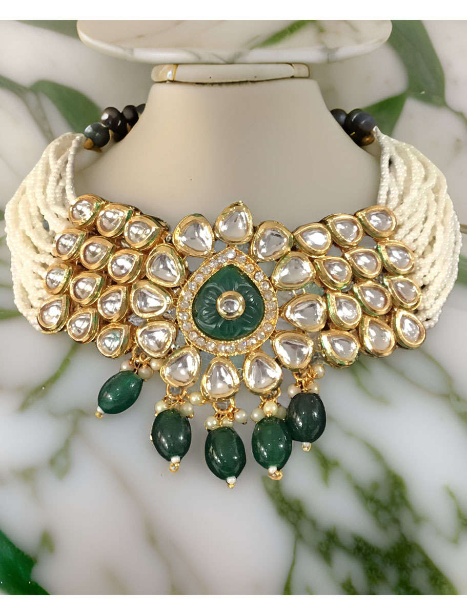 Elegant Green Kundan Choker Set