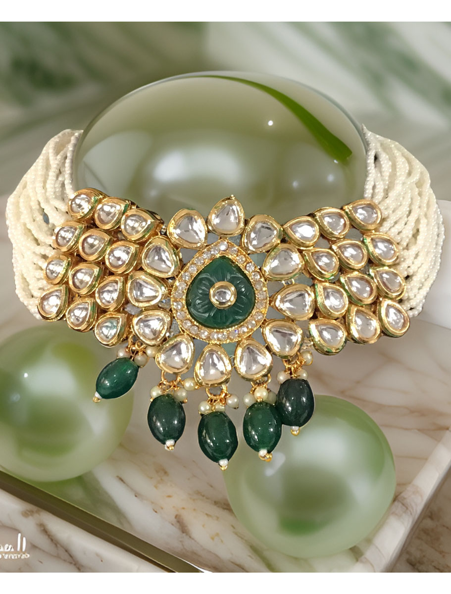 Elegant Green Kundan Choker Set