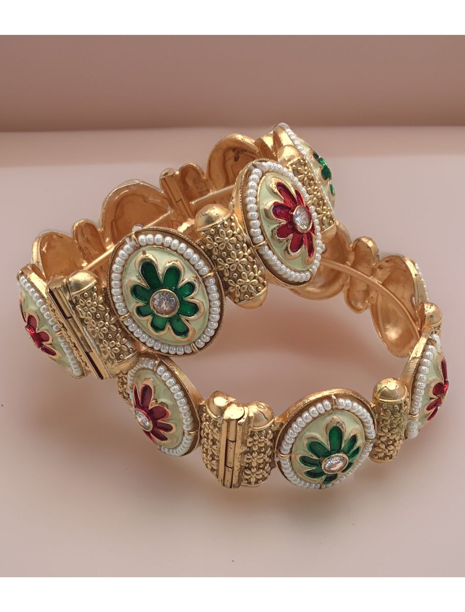 Matt Gold Finish Rajwadi Meenakari Bangles