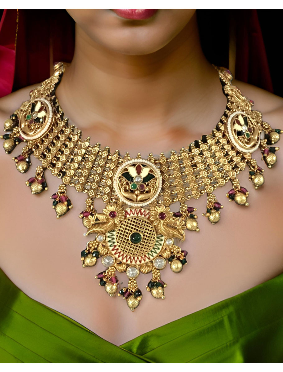 Antique gold finish rajwadi meenakari choker set with maangtika