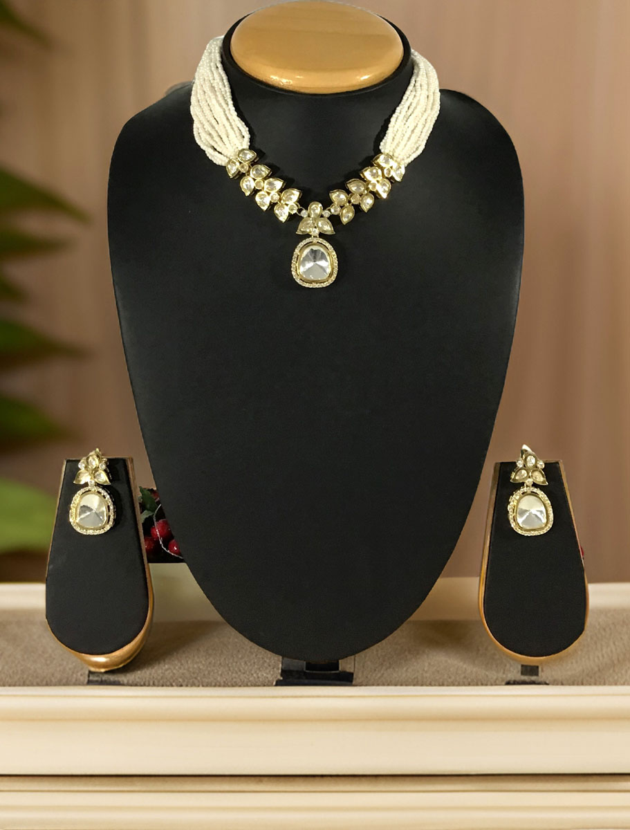 Polki Diamond Elegant Necklace Set