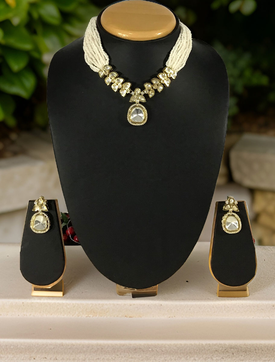 Polki Diamond Elegant Necklace Set