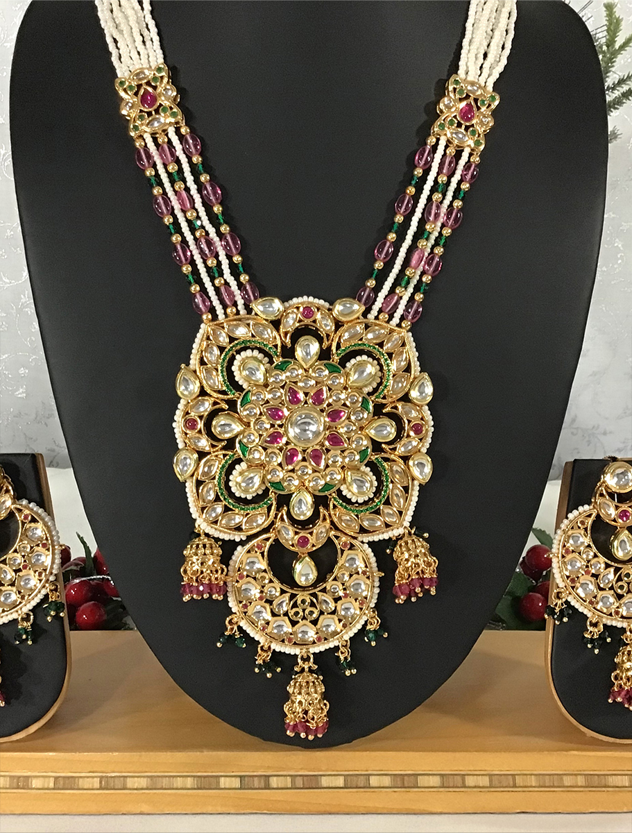 Handmade Pachi kundan necklace with earrings