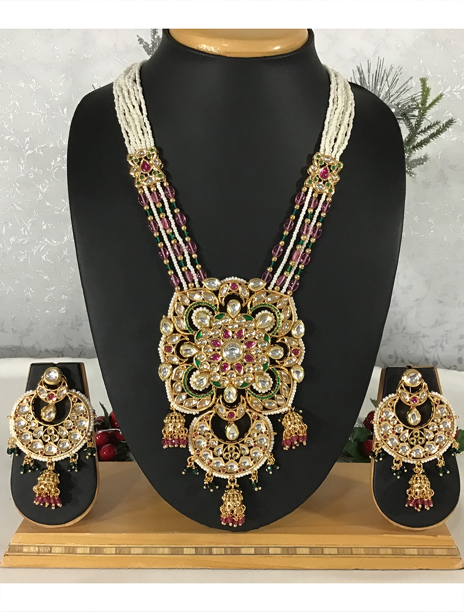 Handmade Pachi kundan necklace with earrings