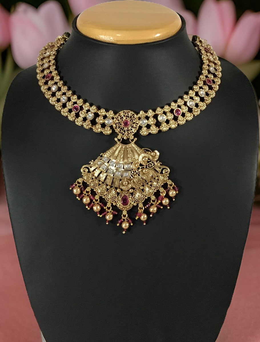 Gorgeous Matt Finish Rajwadi Style Necklace Set