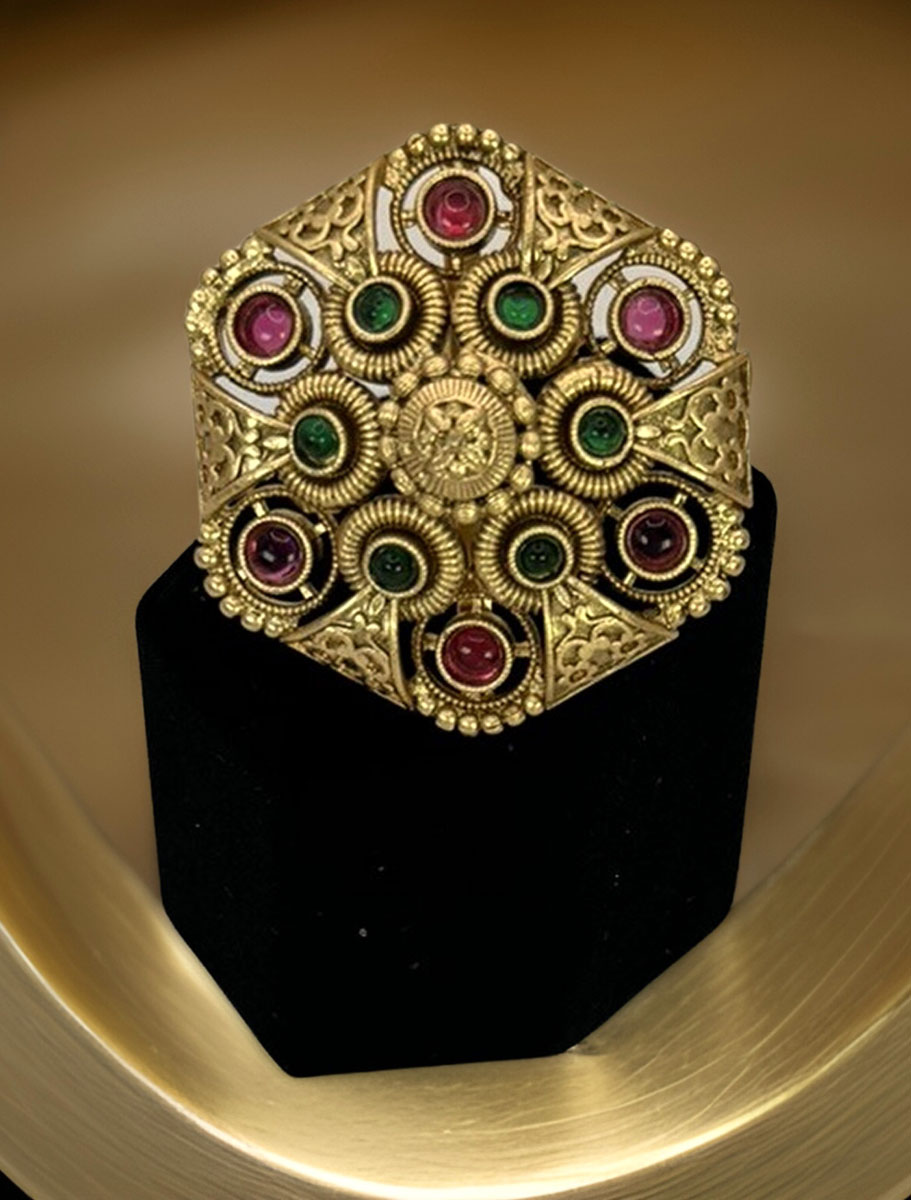 Rajwadi Kundan Fancy Finger Ring