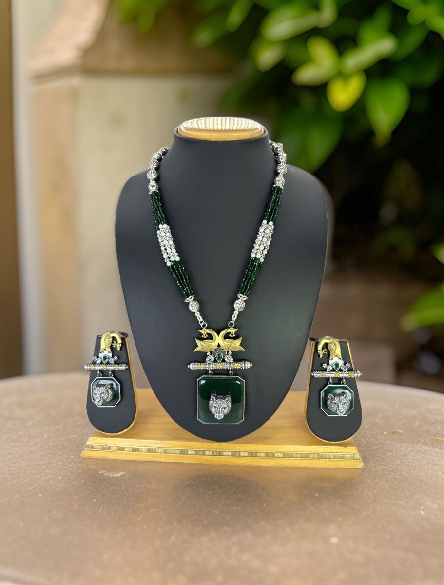 Sabyasachi Inspired German Silver Fusion Necklace Set