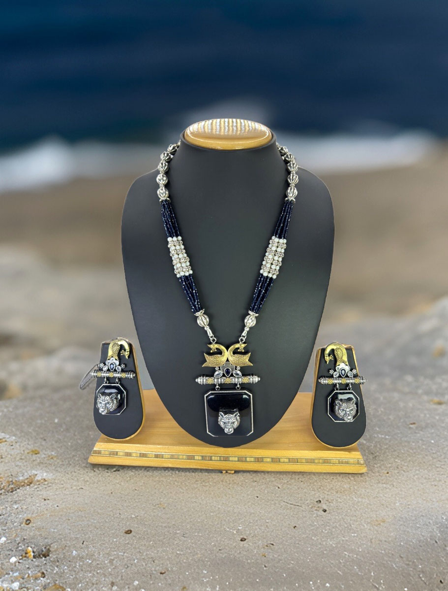 Sabyasachi Inspired German Silver Fusion Necklace Set