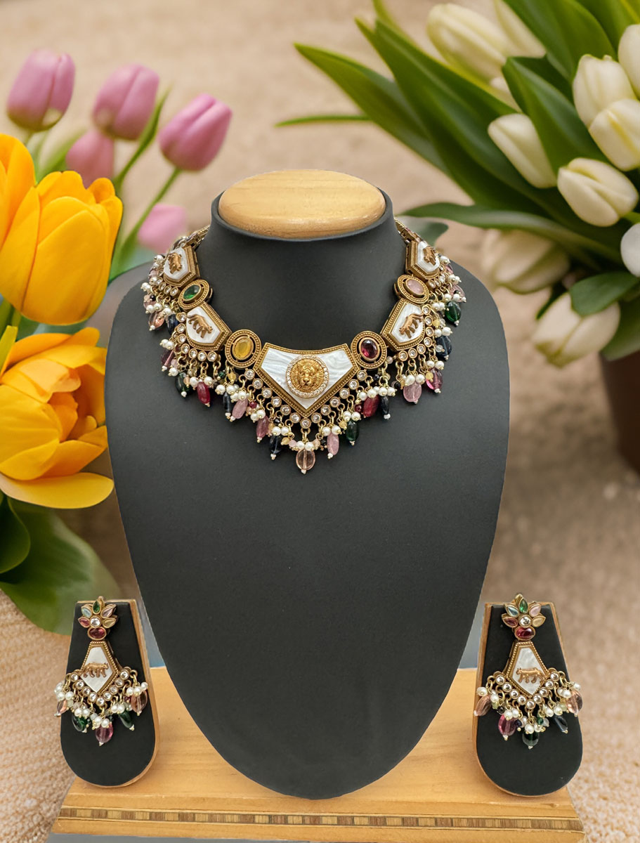 Sabyasachi Inspired Mother of Pearls Necklace Set