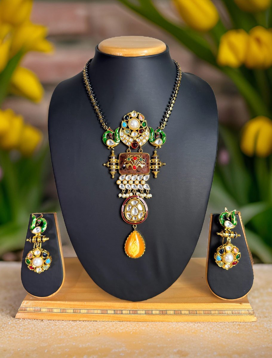 Exquisite Amrapali Fusion Pendant Necklace