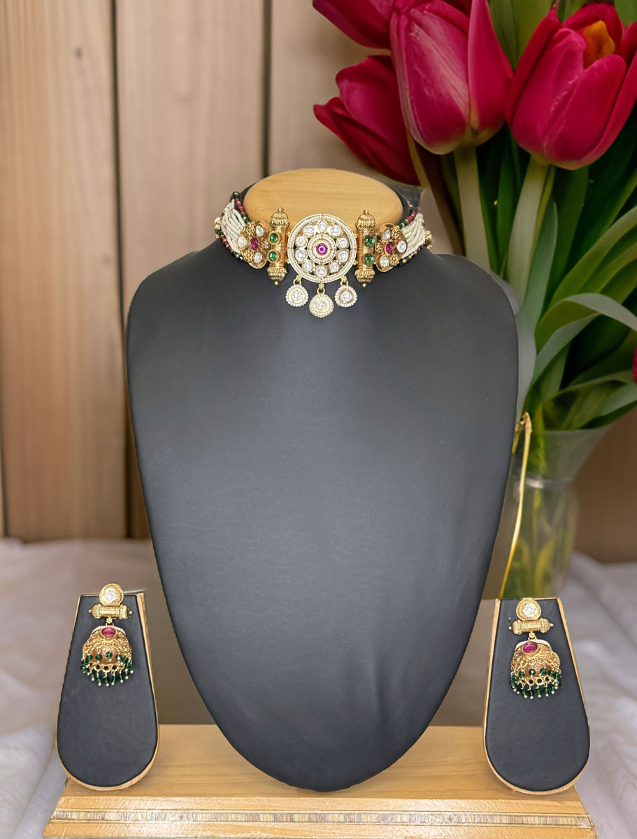 Gold plated Pearl and Pachi Kundan Rajwadi Choker Set