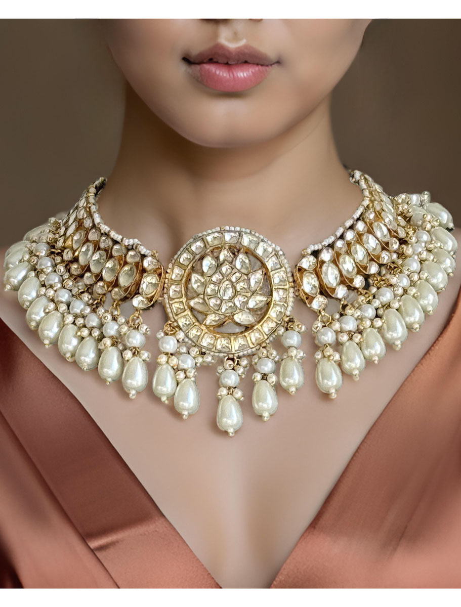 Pachi Kundan White Semi Bridal Necklace Set