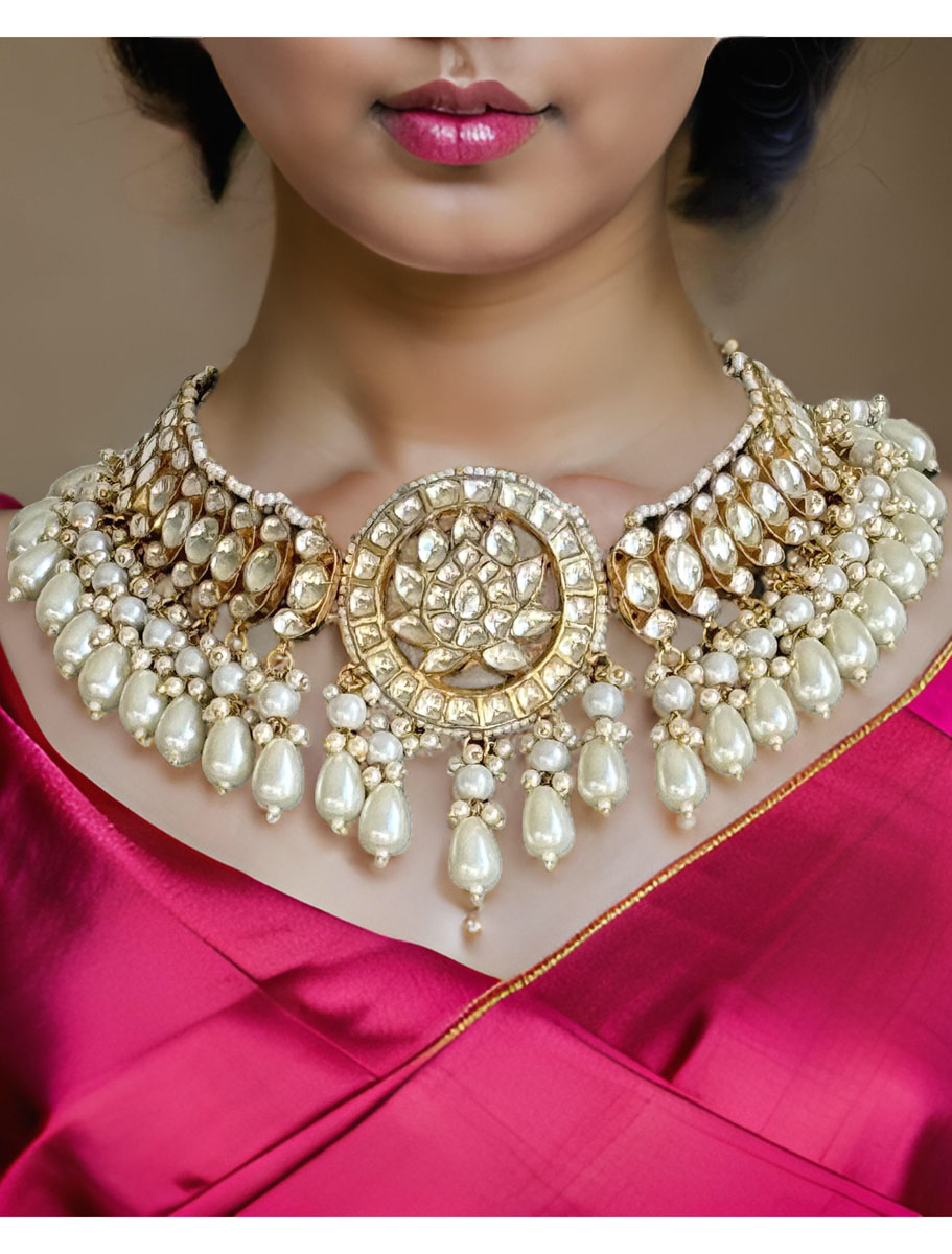 Pachi Kundan White Semi Bridal Necklace Set