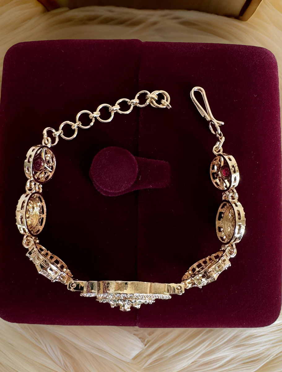 Delicate MOP CZ Loose Bracelet