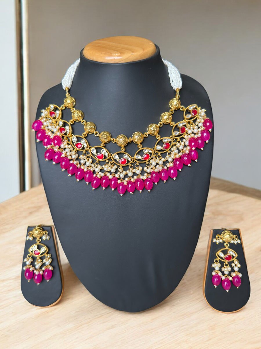 Elegant Pachi Kundan Choker Set