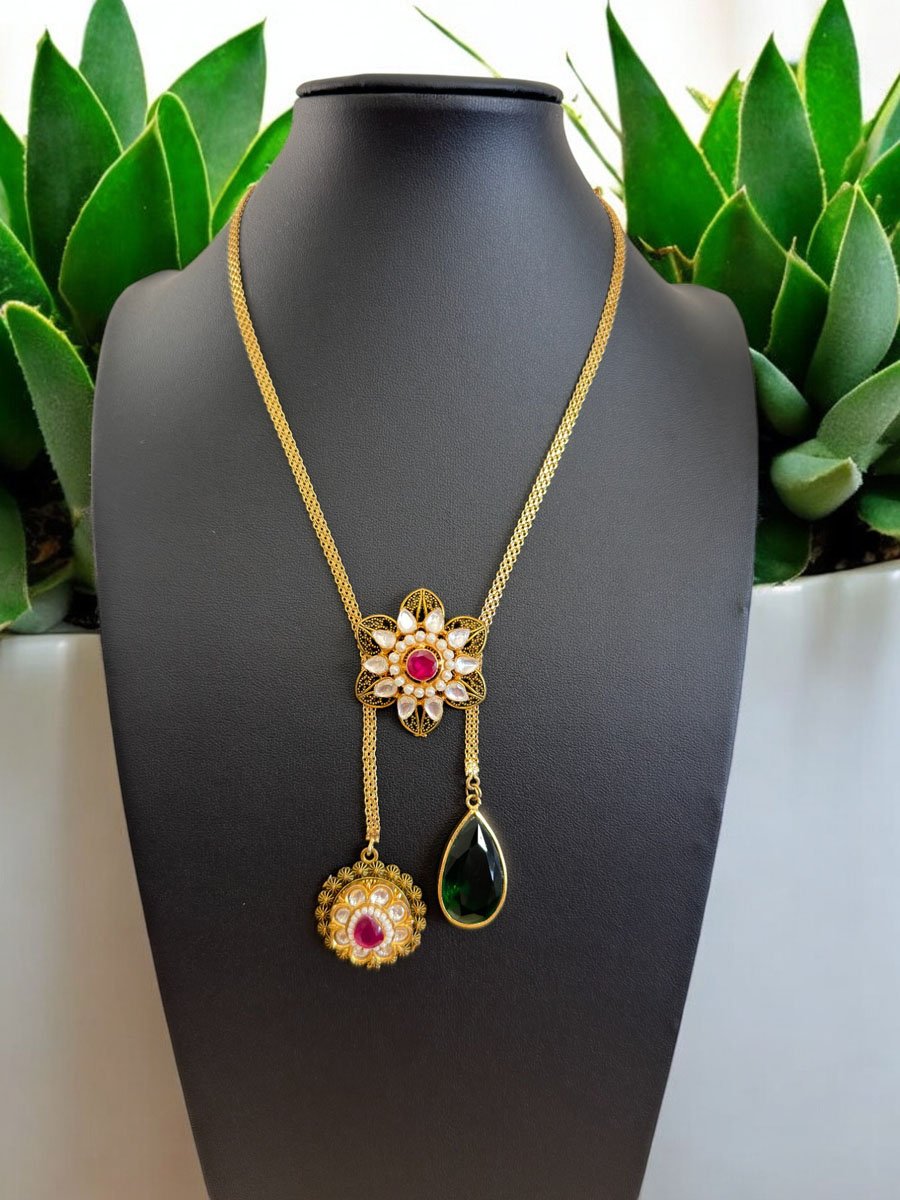 Sabyasachi Inspired Flower Pendant Necklace set