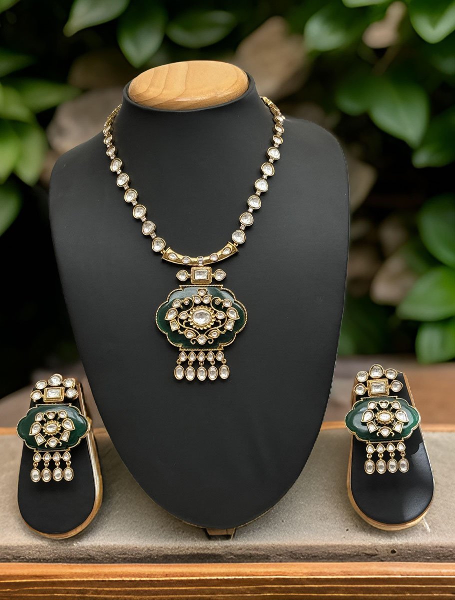 Amrapali Inspired Moissanite Kundan Necklace Set