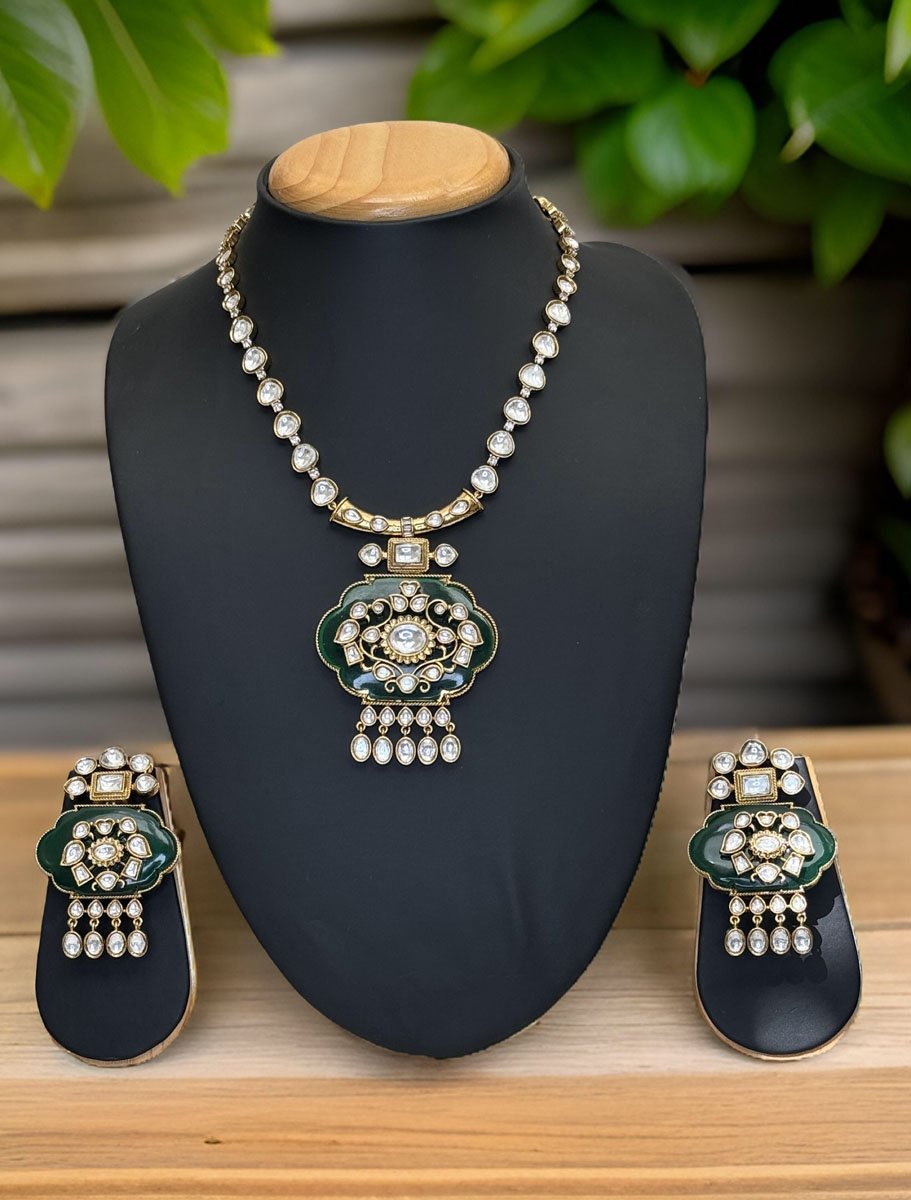 Amrapali Inspired Moissanite Kundan Necklace Set