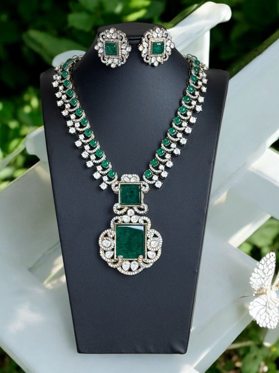 Nita Ambani Inspired Emerald Moissanite Necklace Set