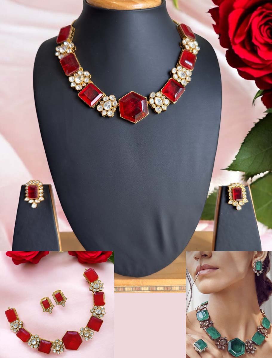 Famous Designer Inspired Monalisa Kundan Necklace Set